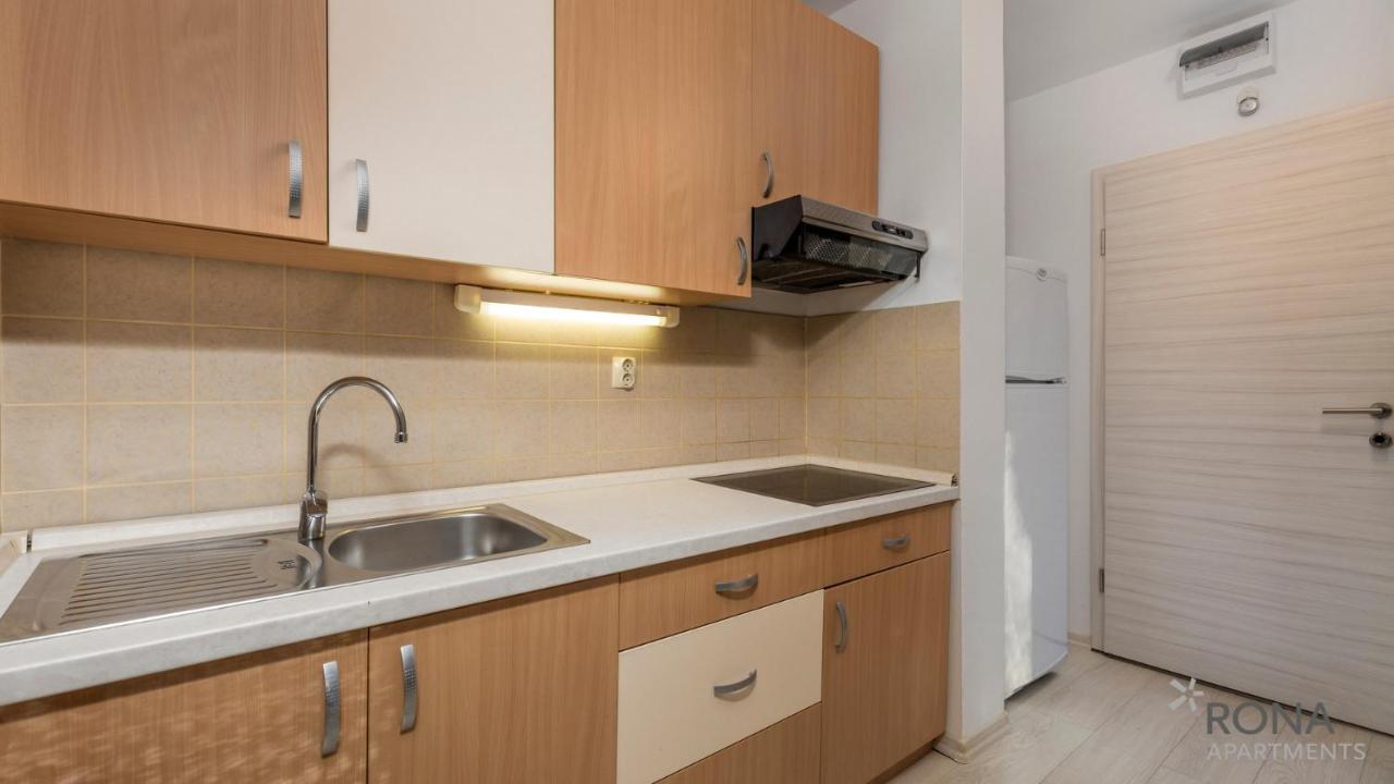 Rona Apartments Volta Pula Eksteriør billede