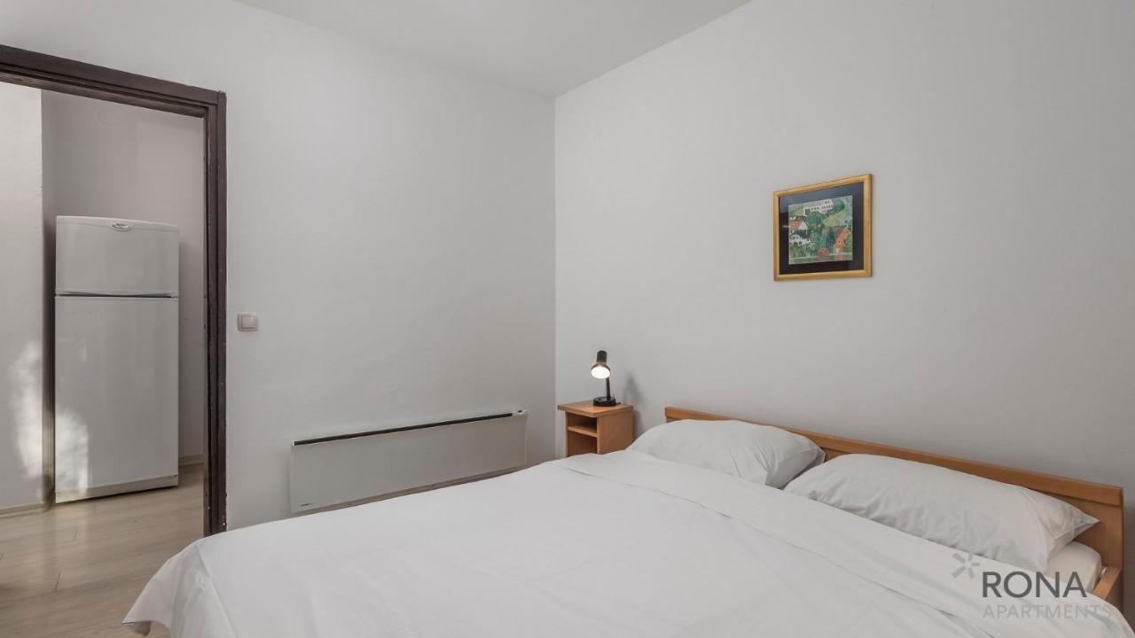Rona Apartments Volta Pula Eksteriør billede